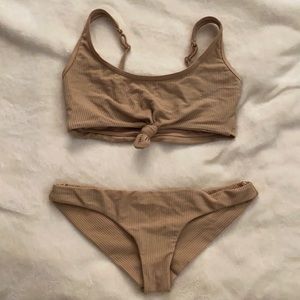 Nude Frankie’s set